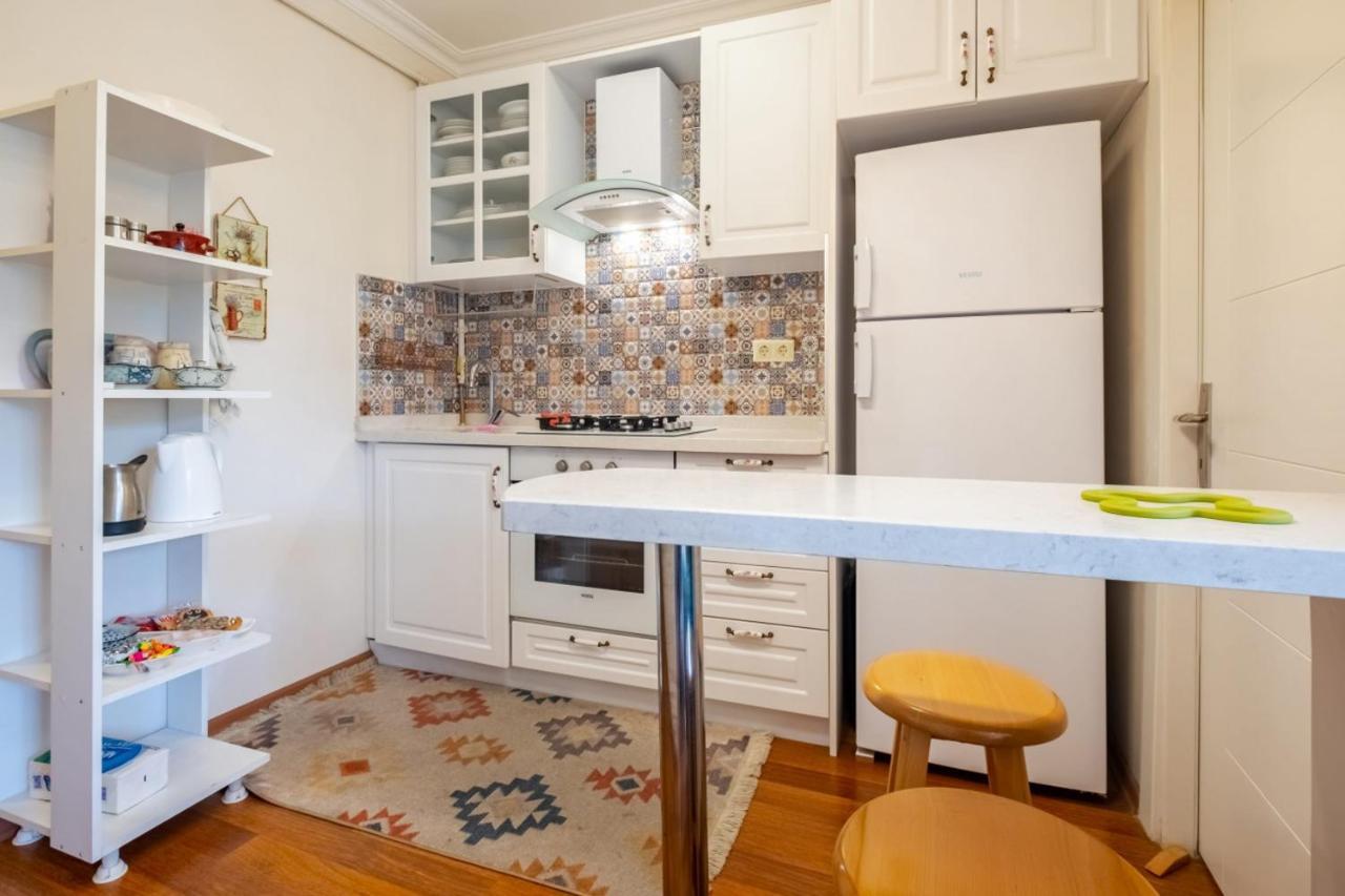 Pleasant Flat With Central Location In Sisli Estambul Exterior foto